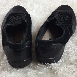 earth origins black shoes